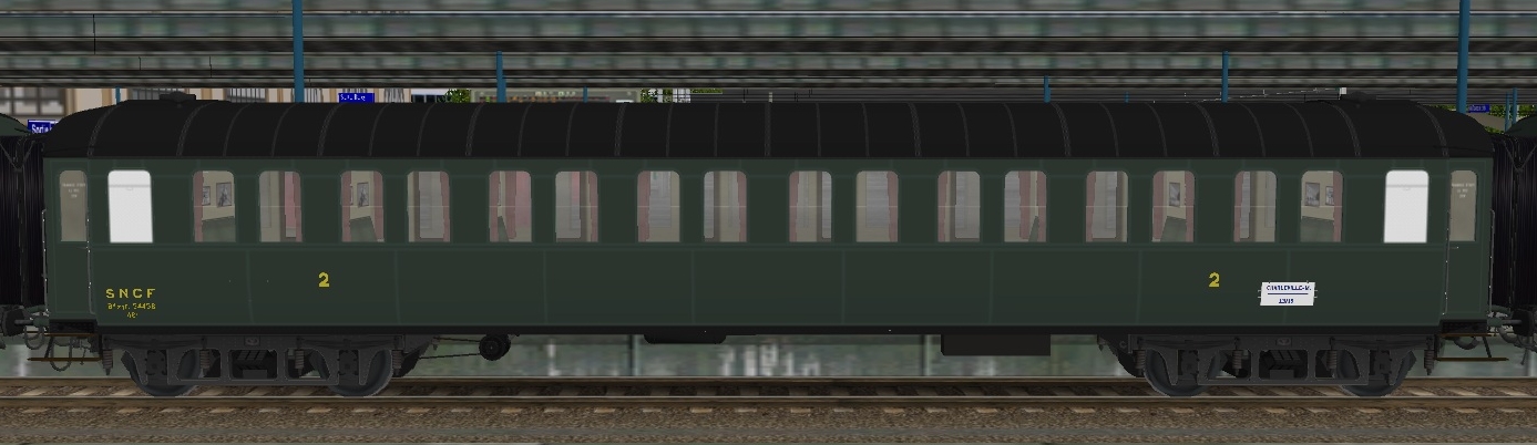 Voiture métallisée ex-PLM A7 SNCF ép. IIIb REE-MODELES REE-VB457